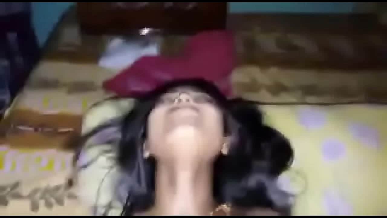 xnxx hot Indian teen girl first time sex mms clip 2020