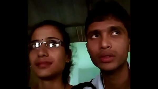 indian teen College boy & girl lipkiss in dhaba