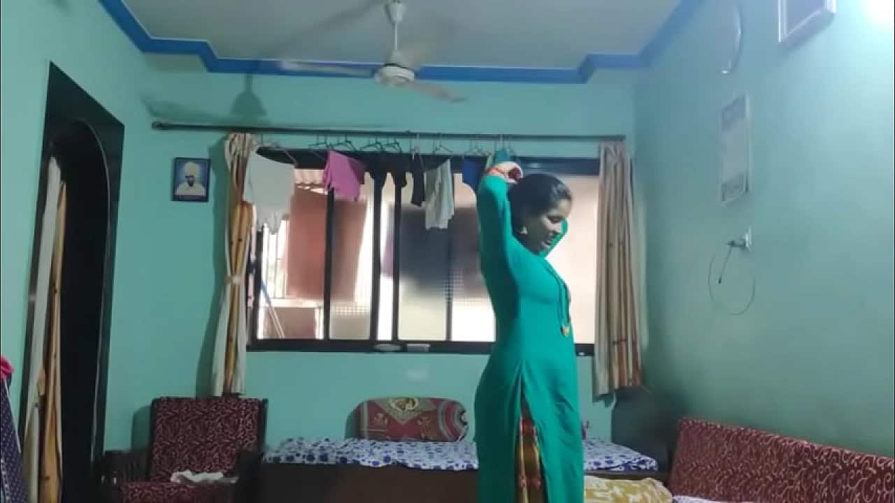 desi indian prostitute fucking with customar for money