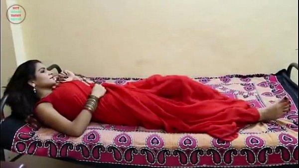 indian sexy bhabhi fucked in red saree mms video