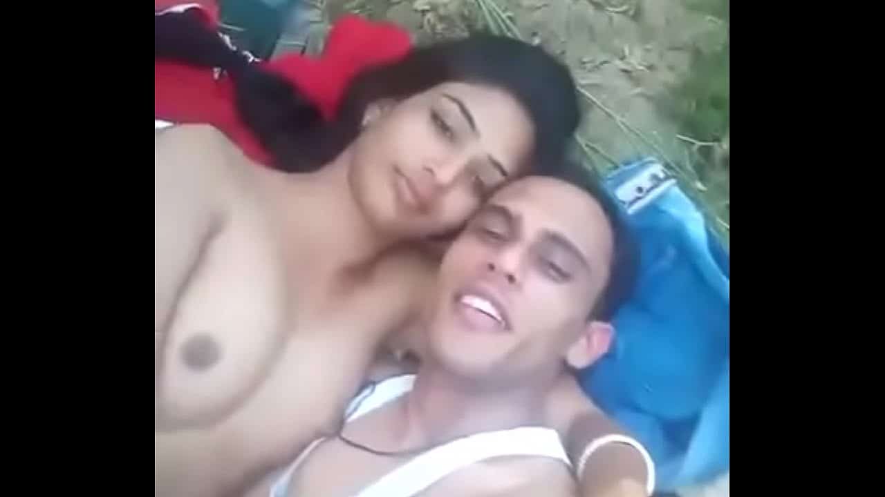 Desi gf with bf sex fuck in jangal outdoor xnxx sex video