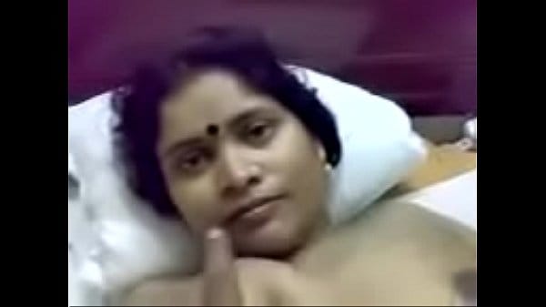Indian bhojpuri beauty bhabhi fucked in home by fet cock