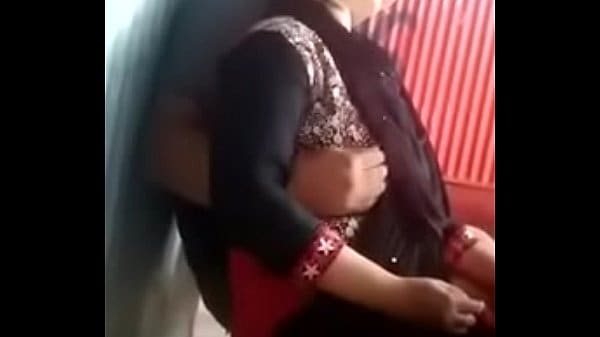 Indian Couple romance in hotel room xvideo sex