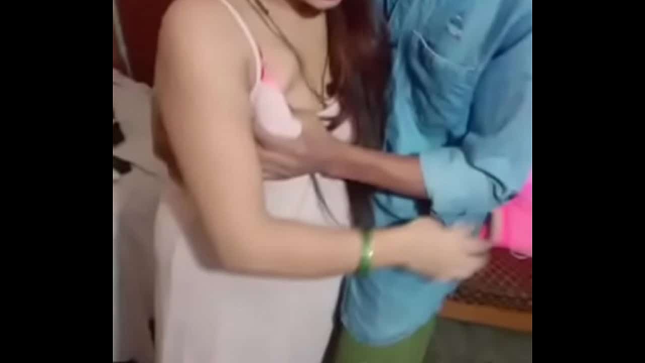 Desi horny wife passionate threesome xnxx fucking video