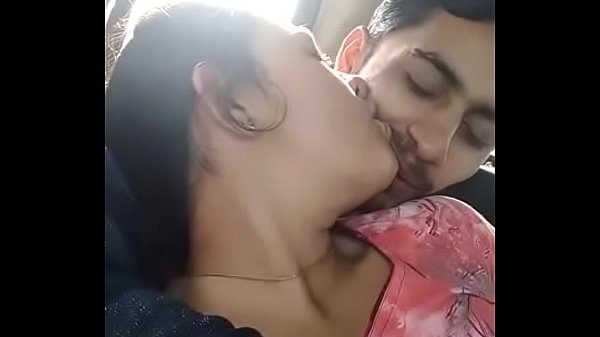 Indian young sexy couple kissing MMS